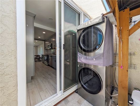 Interior, Kitchen, Recessed Lighting, Utility Closets, Washer, Wood Texture Flooring