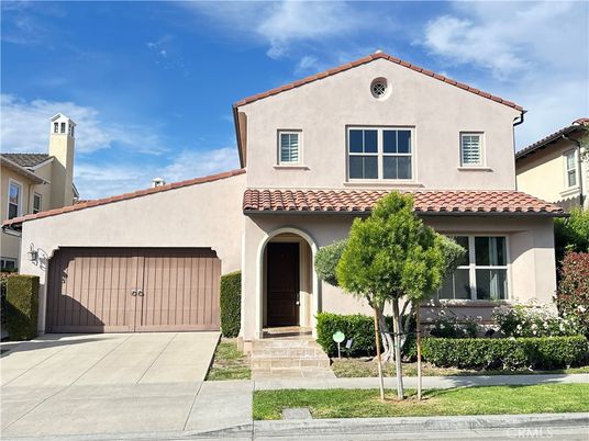 Attached, Exterior, Facade, Spanish Mediterranean