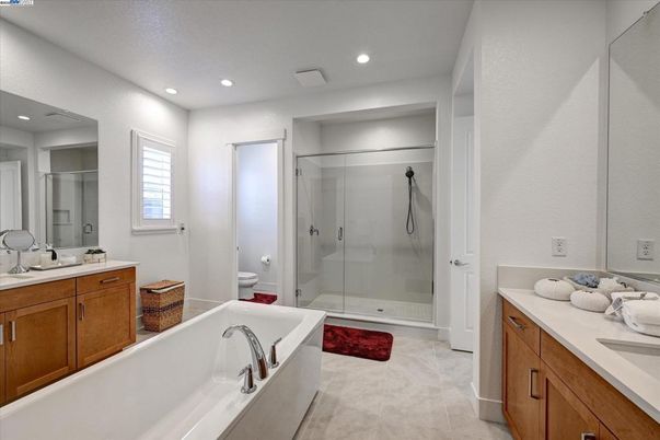 Bathroom, Dual Sink Vanities, Glass Shower, Interior, Recessed Lighting