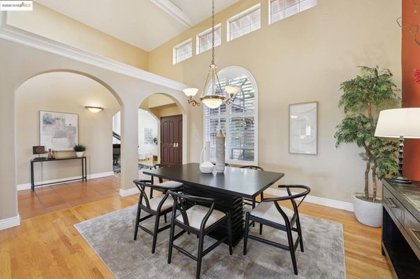 Chandelier, Dining room, Interior, Pendant Lights, Wood Texture Flooring