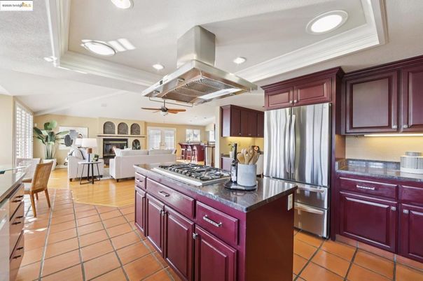 Dining room, Interior, Kitchen, Living room, Recessed Lighting, Stainless Steel Appliances