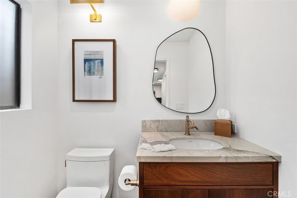 Bathroom, Interior, Tile Countertops