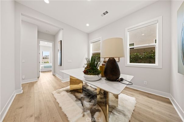 Interior, Recessed Lighting, Wood Texture Flooring