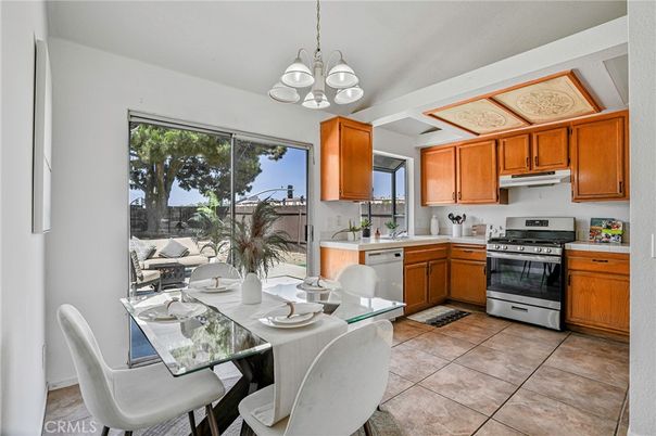 Dining room, Interior, Kitchen, Pendant Lights