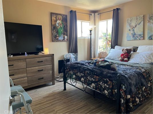 Bedroom, Fitness Equipment, Interior, Wood Texture Flooring