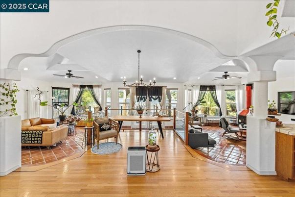 Chandelier, Dining room, Interior, Living room, Recessed Lighting, Wood Texture Flooring