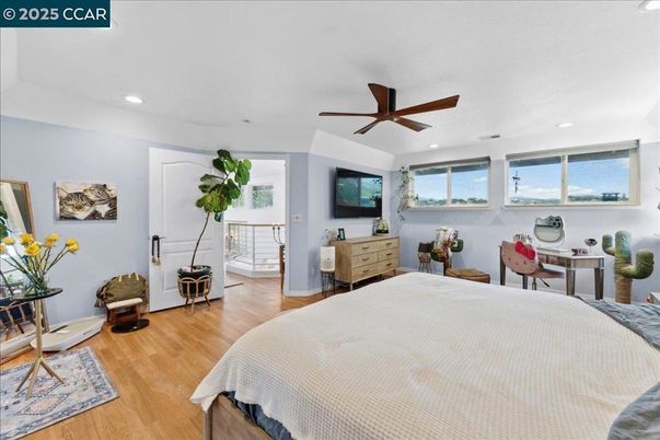 Bedroom, Home Office, Interior, Recessed Lighting, Wood Texture Flooring