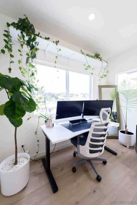 Home Office, Interior, Recessed Lighting, Wood Texture Flooring