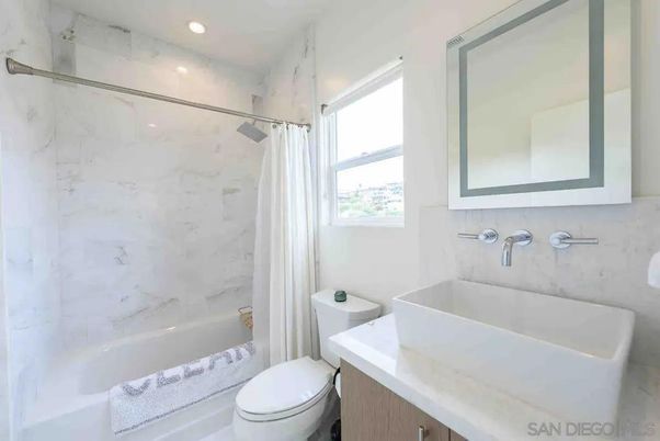 Bathroom, Interior, Marble Walls, Recessed Lighting