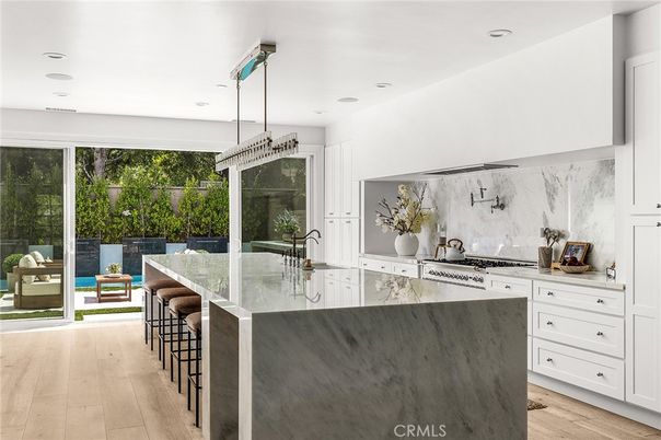 Chandelier, Interior, Kitchen, Pendant Lights, Recessed Lighting, Stainless Steel Appliances, Wood Texture Flooring