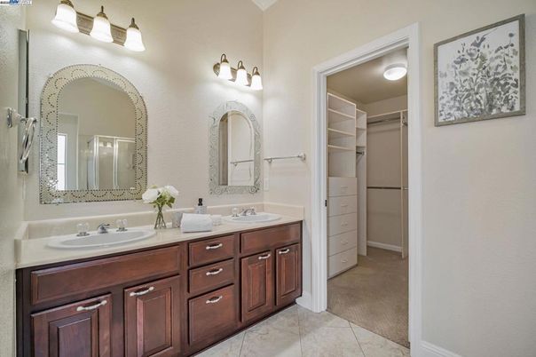 Bathroom, Dual Sink Vanities, Interior, Walk-in Closets