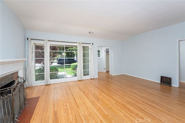 Empty room, Fireplace, Interior, Wood Texture Flooring