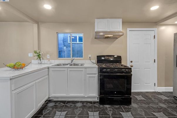 Interior, Kitchen, Recessed Lighting