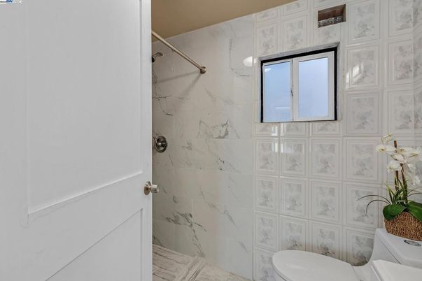 Bathroom, Interior, Marble, Marble Walls