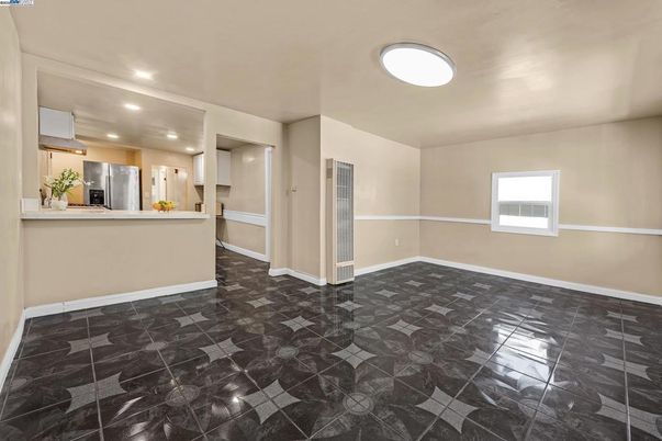 Empty room, Interior, Kitchen, Recessed Lighting
