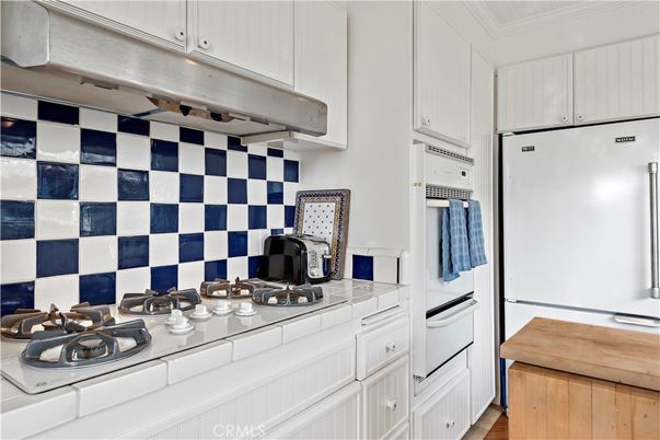 Interior, Kitchen, Tile Countertops