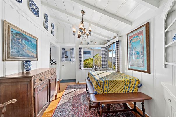 Chandelier, Interior, Wood Texture Flooring