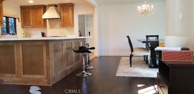 Chandelier, Dining room, Interior, Kitchen, Recessed Lighting, Wood Texture Flooring