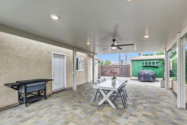 Exterior, Recessed Lighting