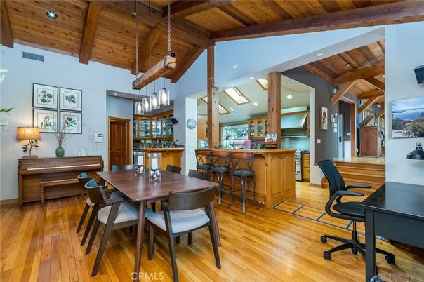 Dining room, Interior, Pendant Lights, Recessed Lighting, Wooden Beams, Wooden Ceilings, Wood Texture Flooring