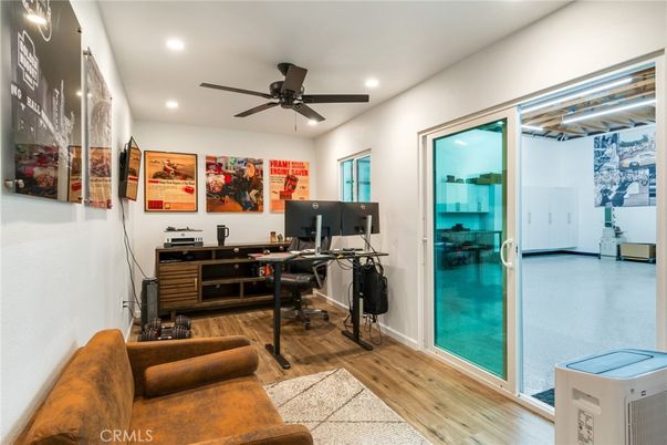 Home Office, Interior, Recessed Lighting, Wood Texture Flooring