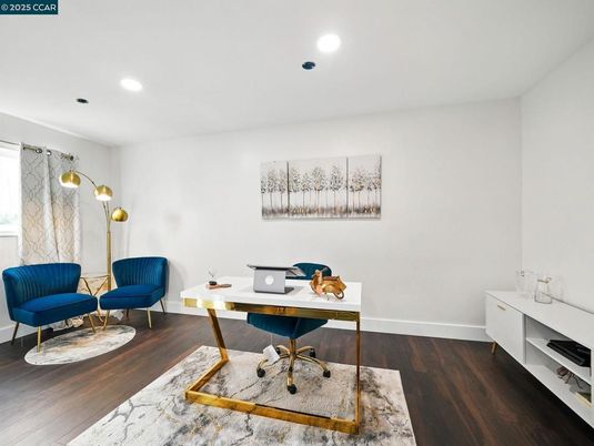 Home Office, Interior, Recessed Lighting, Wood Texture Flooring