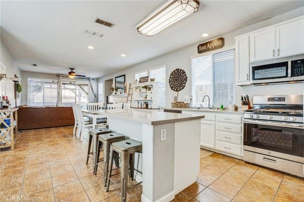 Dining room, Interior, Kitchen, Recessed Lighting, Stainless Steel Appliances