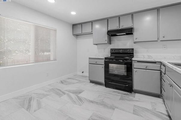 Interior, Kitchen, Marble, Recessed Lighting