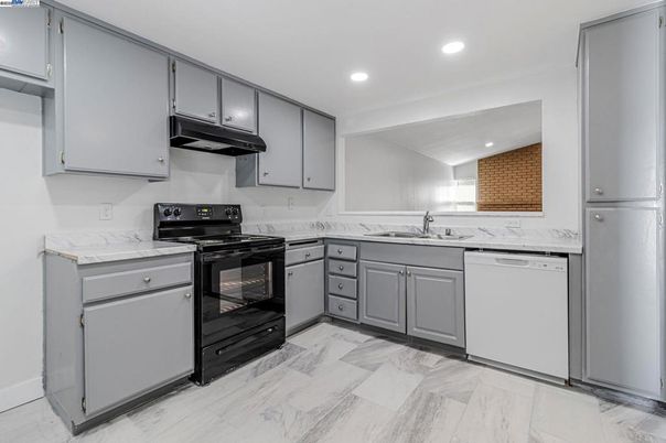 Interior, Kitchen, Marble, Recessed Lighting
