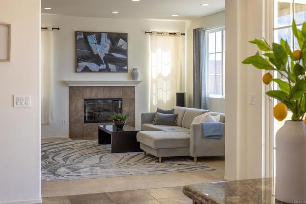 Fireplace, Interior, Living room, Recessed Lighting