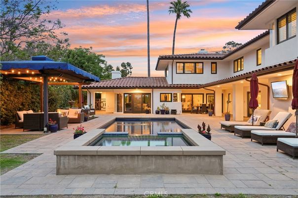 Exterior, Pool, Solar Panels