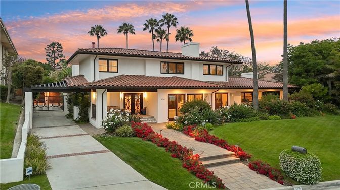 Backyard, Exterior, Facade, Mediterranean
