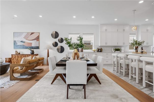 Dining room, Interior, Kitchen, Pendant Lights, Recessed Lighting, Wood Texture Flooring