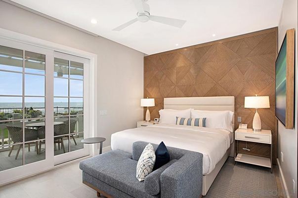 Bedroom, Interior, Recessed Lighting, Water