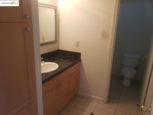 Bathroom, Interior, Tile Countertops