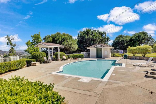 Detached Garage, Exterior, Pool