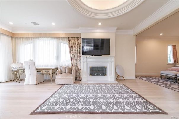 Fireplace, Interior, Recessed Lighting, Wood Texture Flooring