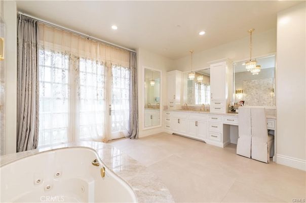 Bathroom, Chandelier, Dual Sink Vanities, Interior, Pendant Lights, Recessed Lighting
