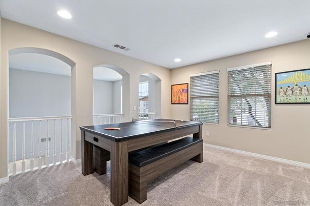 Game Room, Interior, Recessed Lighting