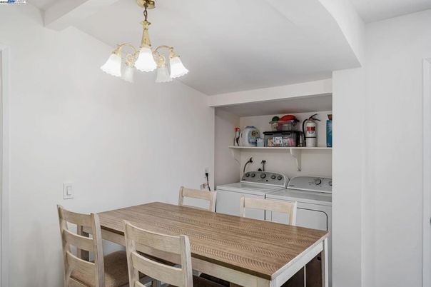 Dining room, Interior, Washer