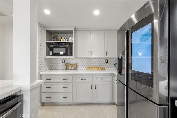 Interior, Kitchen, Recessed Lighting, Water