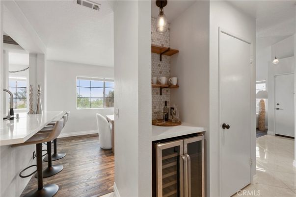 Interior, Pendant Lights, Wood Texture Flooring