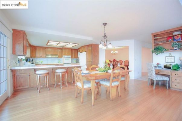 Chandelier, Dining room, Interior, Kitchen, Pendant Lights, Wood Texture Flooring