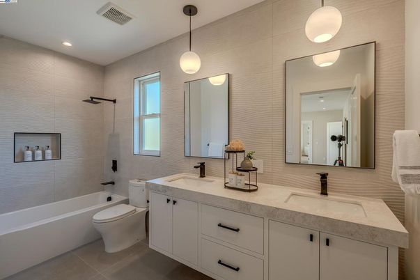 Bathroom, Dual Sink Vanities, Interior, Pendant Lights, Recessed Lighting