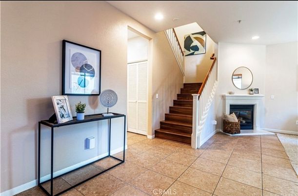 Fireplace, Interior, Recessed Lighting