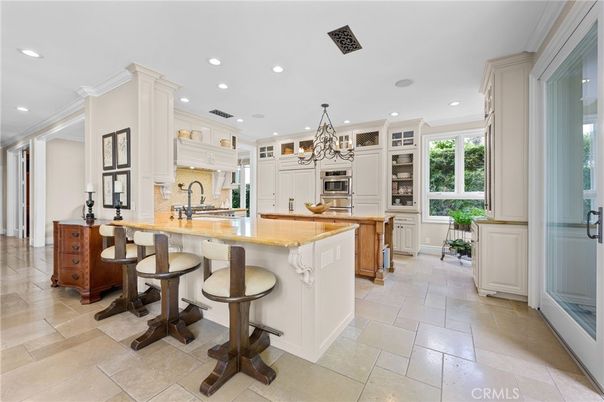 Chandelier, Interior, Kitchen, Recessed Lighting, Stainless Steel Appliances
