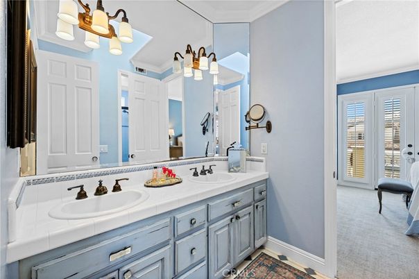 Bathroom, Dual Sink Vanities, Interior, Tile Countertops