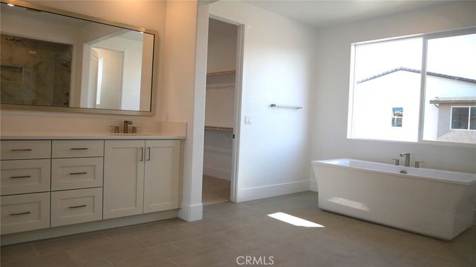 Bathroom, Dual Sink Vanities, Free Standing Baths, Interior