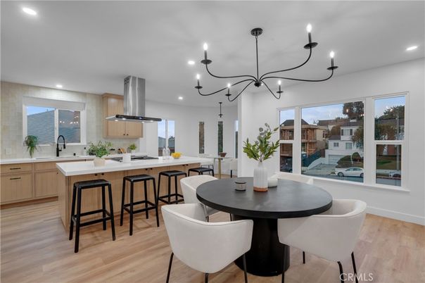 Chandelier, Dining room, Interior, Kitchen, Recessed Lighting, Wood Texture Flooring