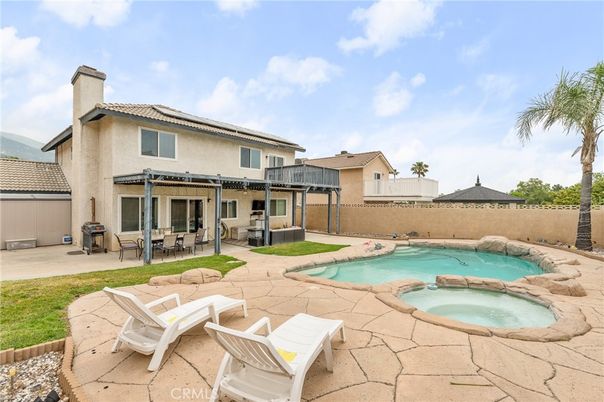 Exterior, Pool, Solar Panels